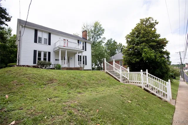 $296,000 | 405 East 2nd Street, Farmville, VA 23901