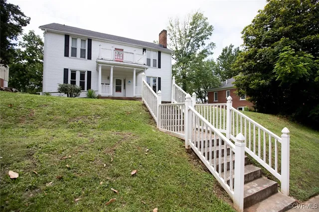 $296,000 | 405 East 2nd Street, Farmville, VA 23901