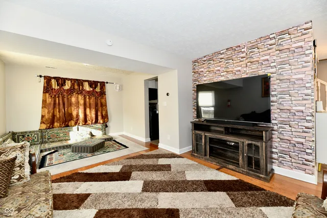 $280,000 | 5654 Orchardgrass Lane, Indianapolis, IN 46254