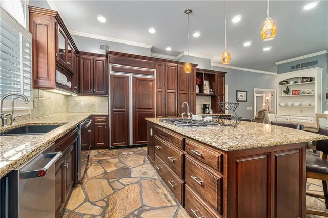 $875,000 | 6411 Muirfield Street, Kansas City, MO 64152