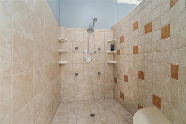 $875,000 | 6411 Muirfield Street, Kansas City, MO 64152