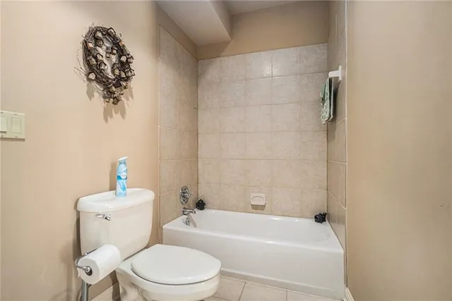 $875,000 | 6411 Muirfield Street, Kansas City, MO 64152