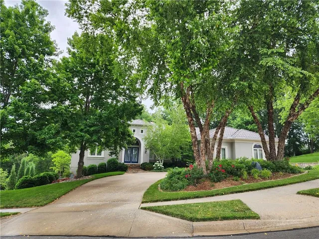 $875,000 | 6411 Muirfield Street, Kansas City, MO 64152