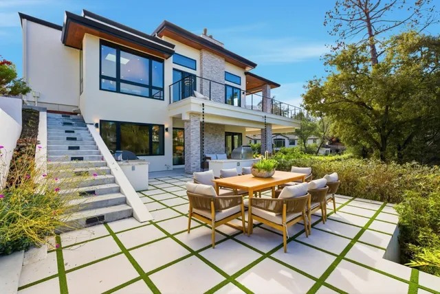 $8,250,000 | 1669 Whitham Avenue, Los Altos, CA 94024
