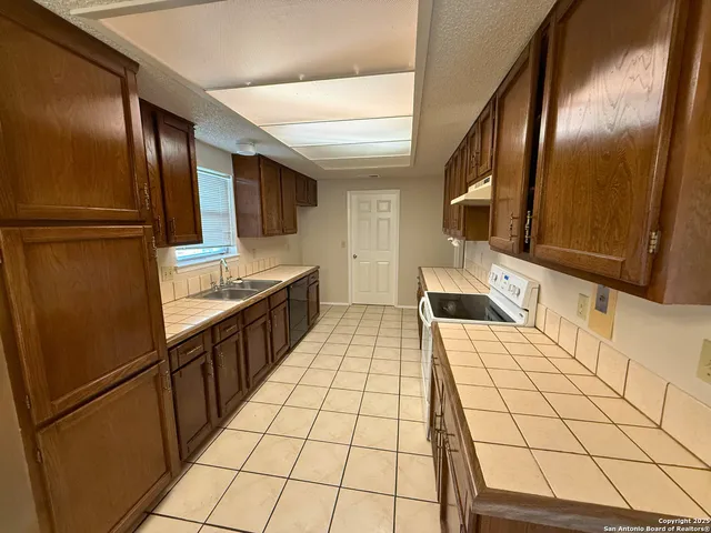 $1,650 | 5127 Timber Trace Street, San Antonio, TX 78250