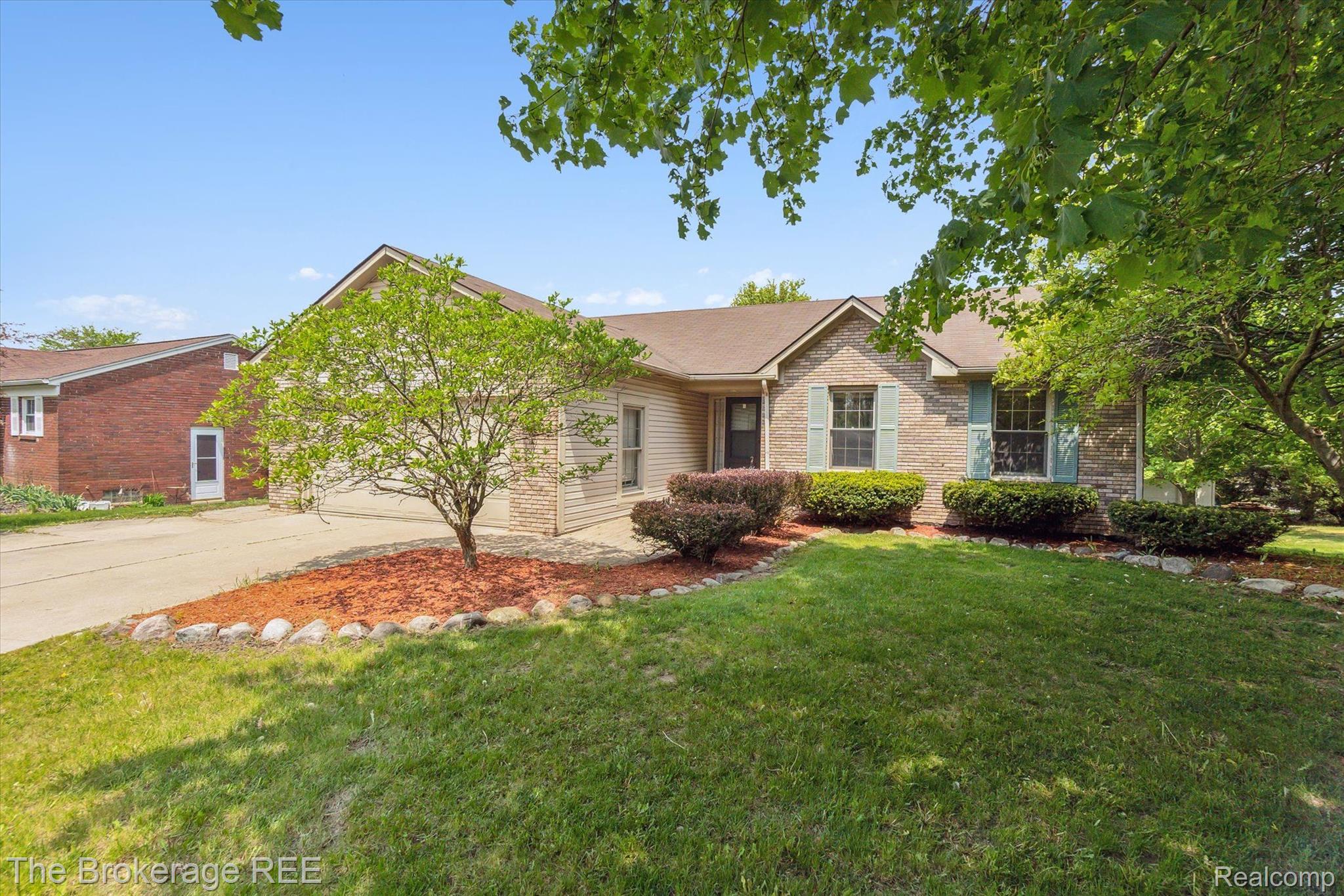 3640 Morgan Road Lake Orion, MI 48359 - Photo 4 of 40 Gallery Image 4