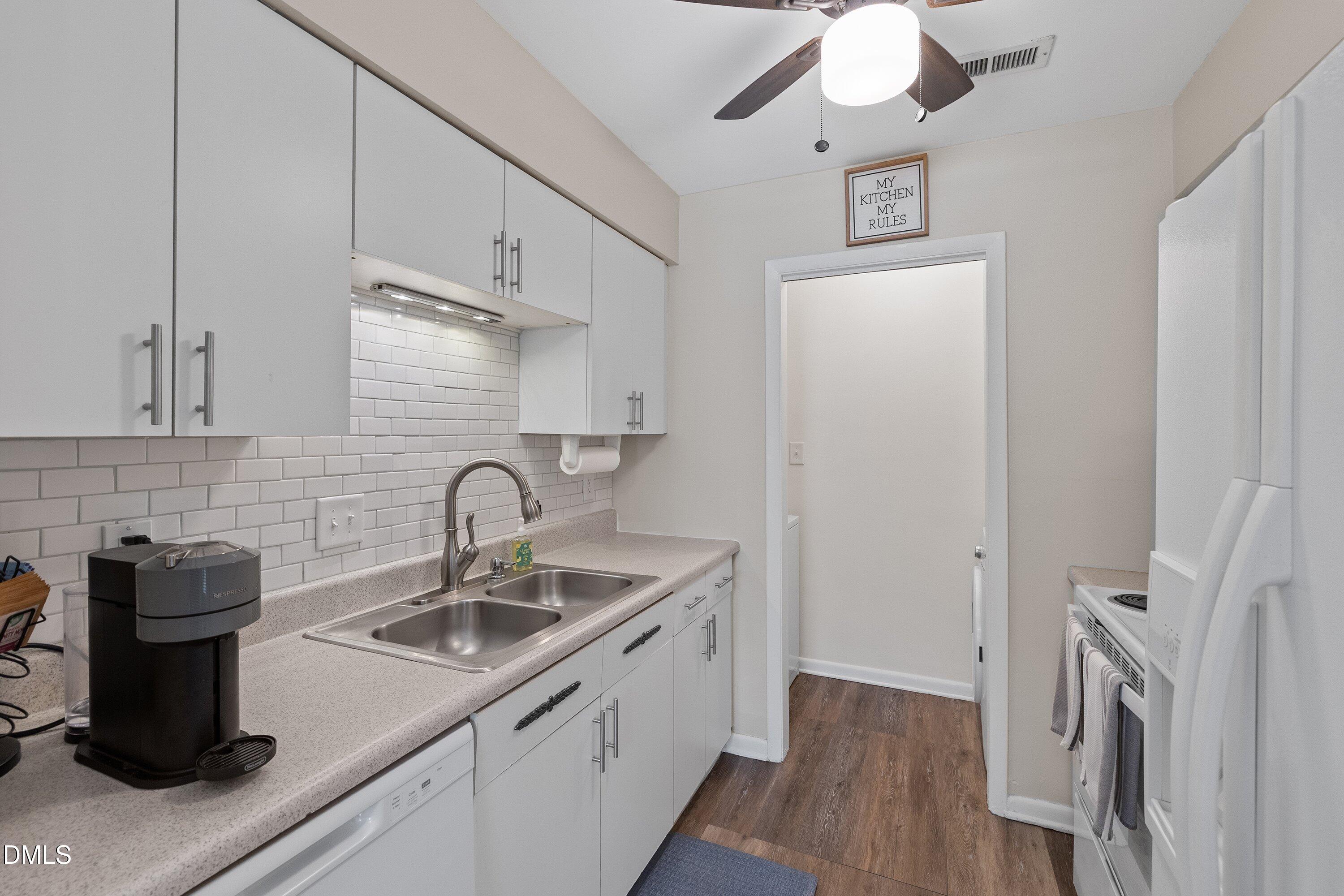 7305 Sandy Creek Drive Raleigh, NC 27615 - Photo 11 of 39 10-7305 Sandy Creek_1350