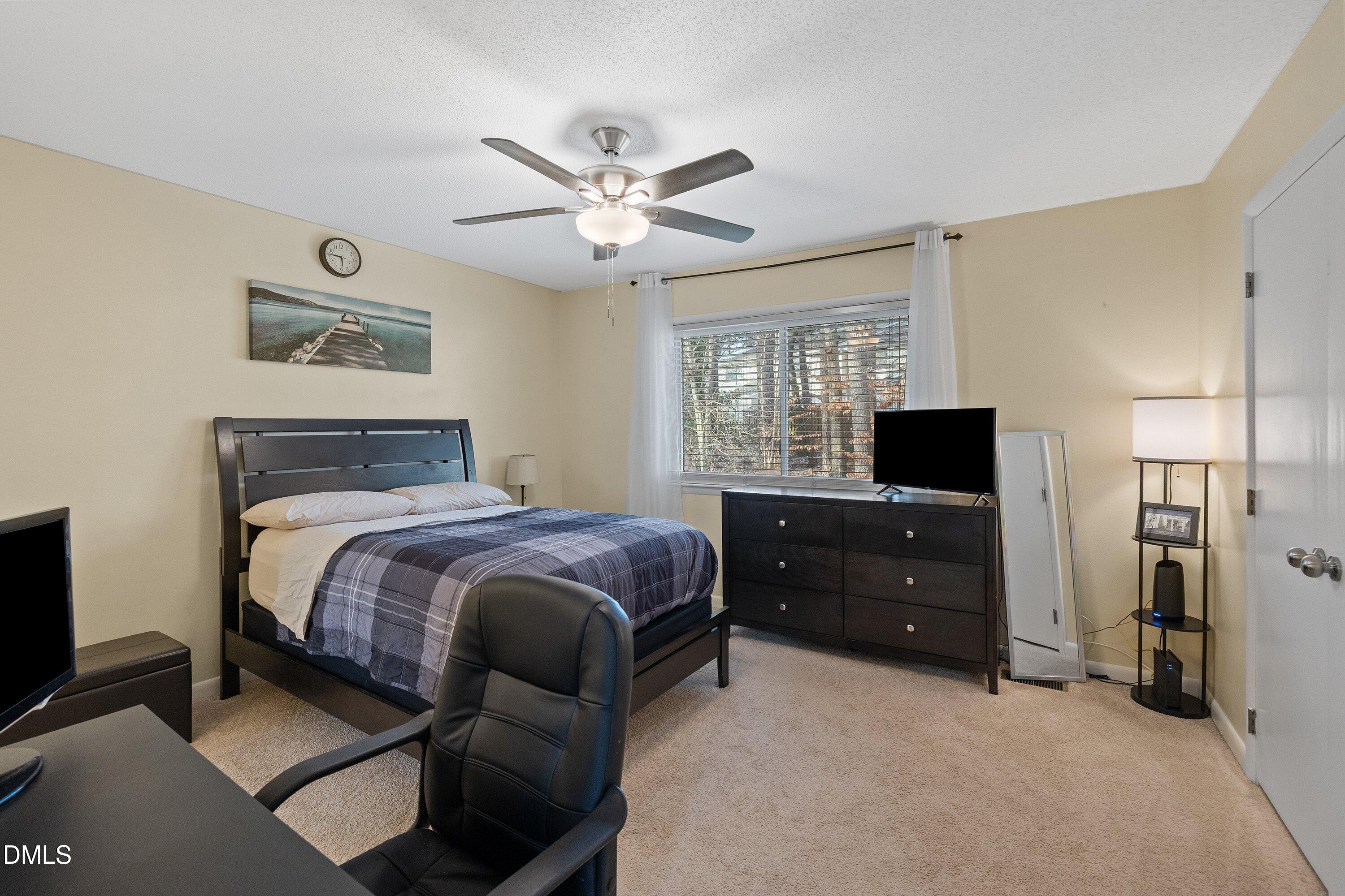 7305 Sandy Creek Drive Raleigh, NC 27615 - Photo 24 of 39 36-7305 Sandy Creek_1485