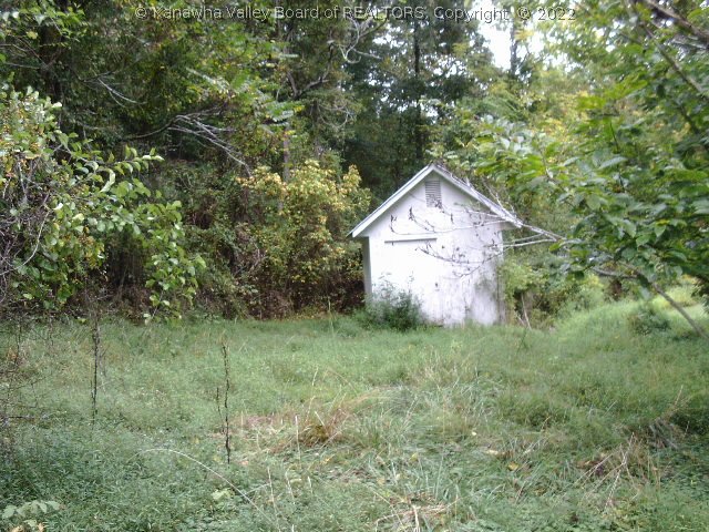 2540 Benedict Road Culloden, WV 25510 - Photo 9 of 10 Gallery Image 9