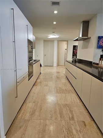 $17,000 | 1000 Brickell Plaza, Unit PH5503, Miami, FL 33131