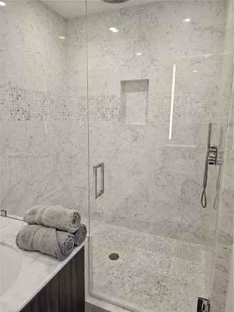 $17,000 | 1000 Brickell Plaza, Unit PH5503, Miami, FL 33131
