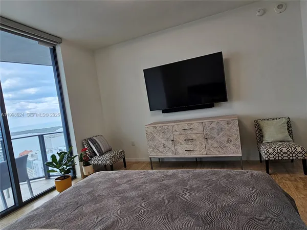 $17,000 | 1000 Brickell Plaza, Unit PH5503, Miami, FL 33131