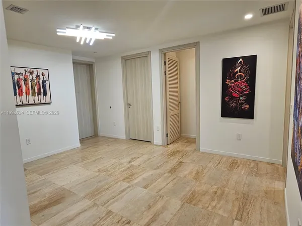 $17,000 | 1000 Brickell Plaza, Unit PH5503, Miami, FL 33131