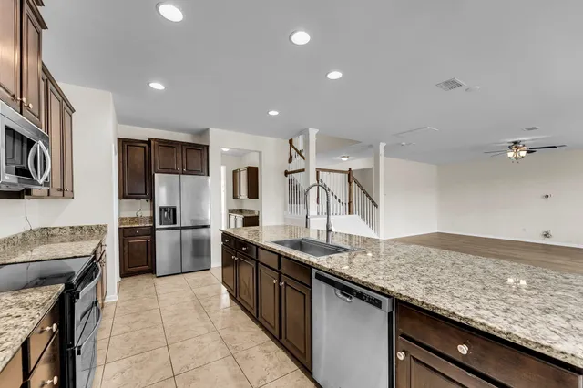 $3,800 | 316 Beachgrass Lane, Summerville, SC 29486