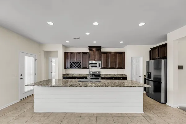 $3,400 | 316 Beachgrass Lane, Summerville, SC 29486