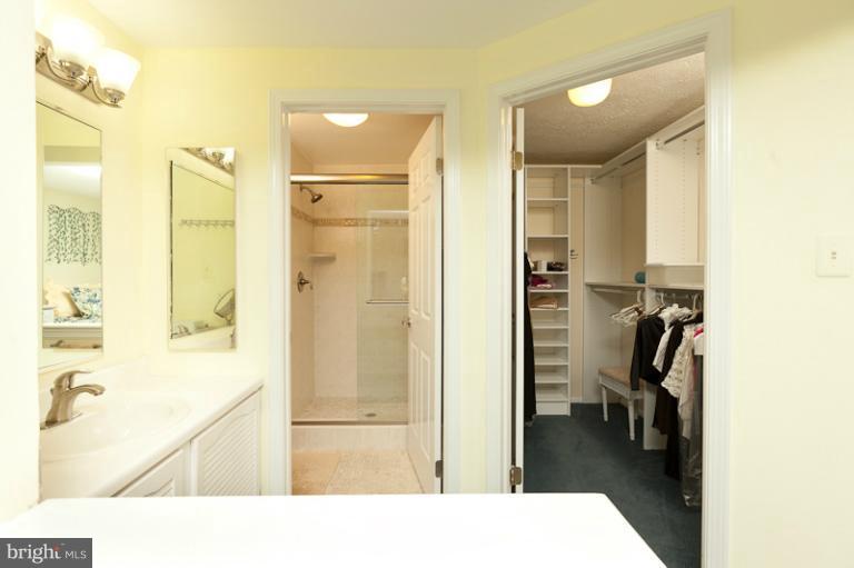 14446 Twig Road Silver Spring, MD 20905 - Photo 23 of 28 Bath (Master)