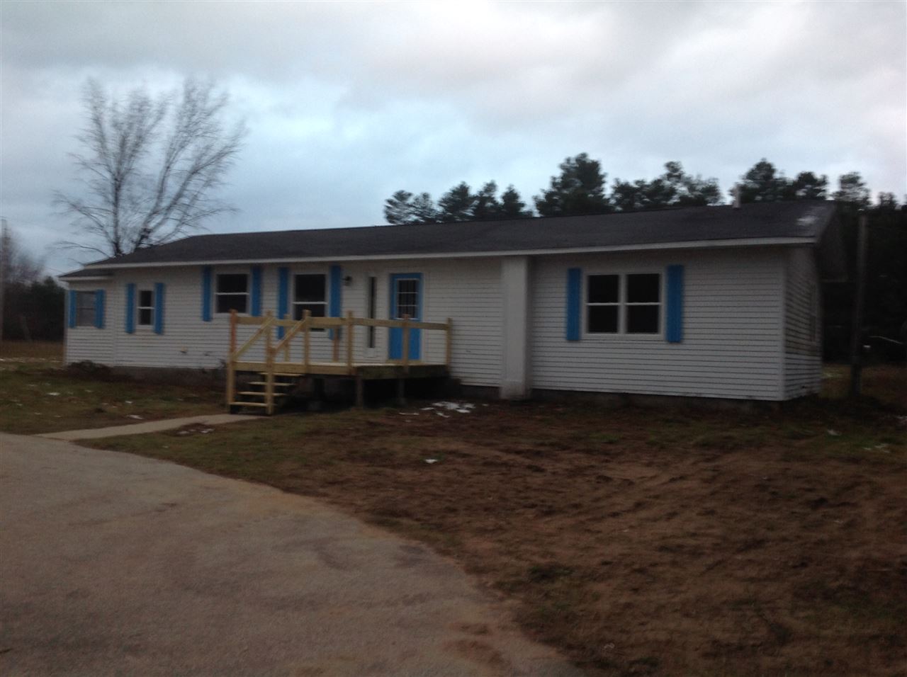 5950 Wallaker Road Benzonia, MI 49616 - Photo 2 of 29 1830009-1.JPG