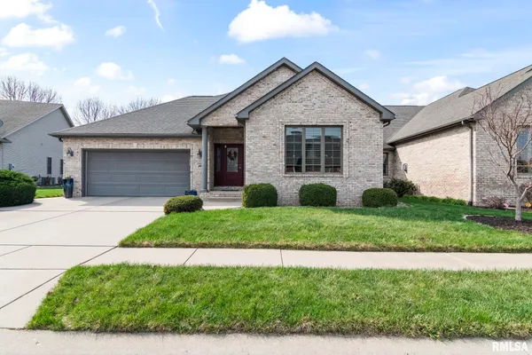 $375,000 | 2403 Interlacken Road, Springfield, IL 62704