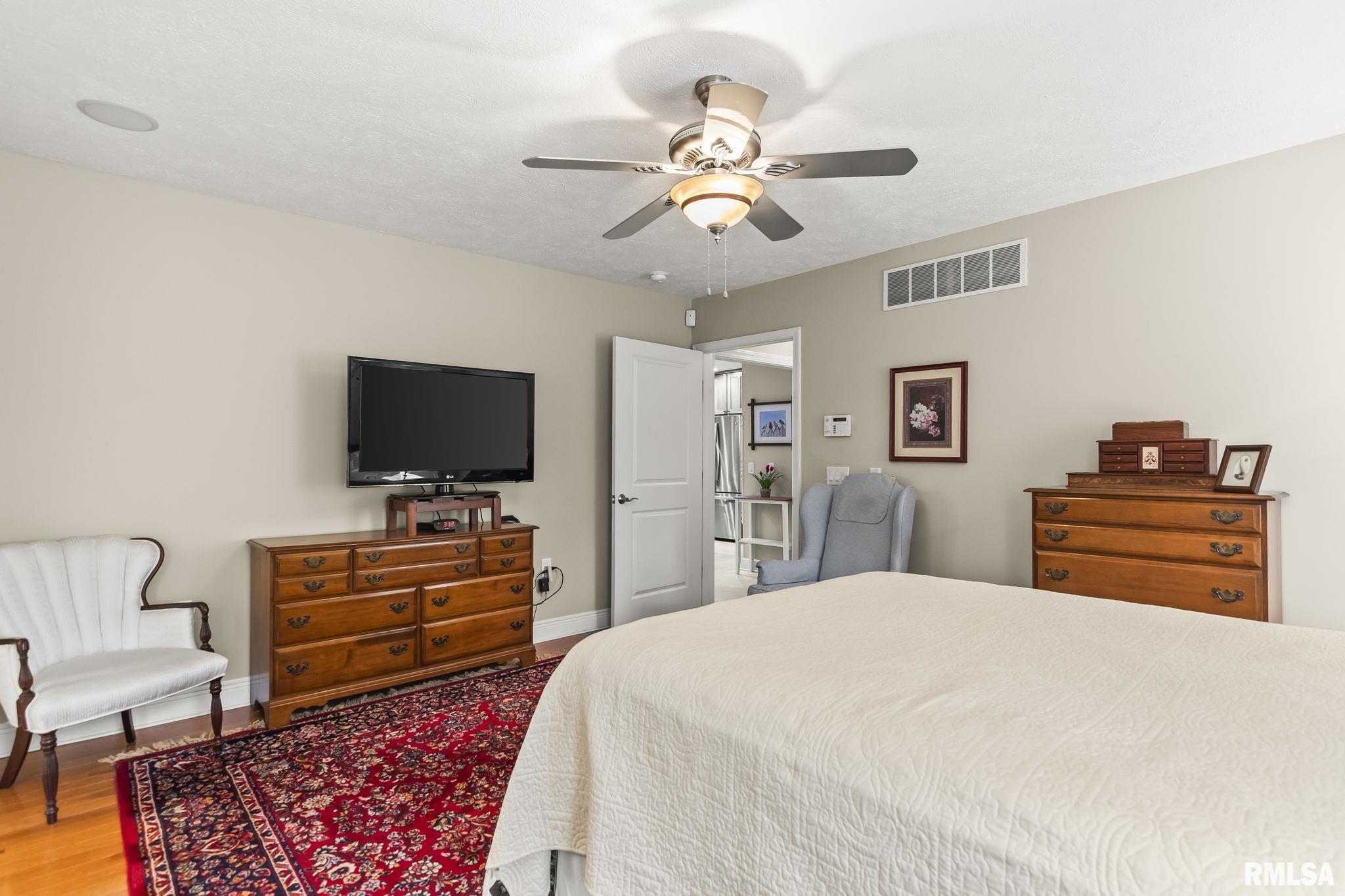 2403 Interlacken Road Springfield, IL 62704 - Photo 24 of 41