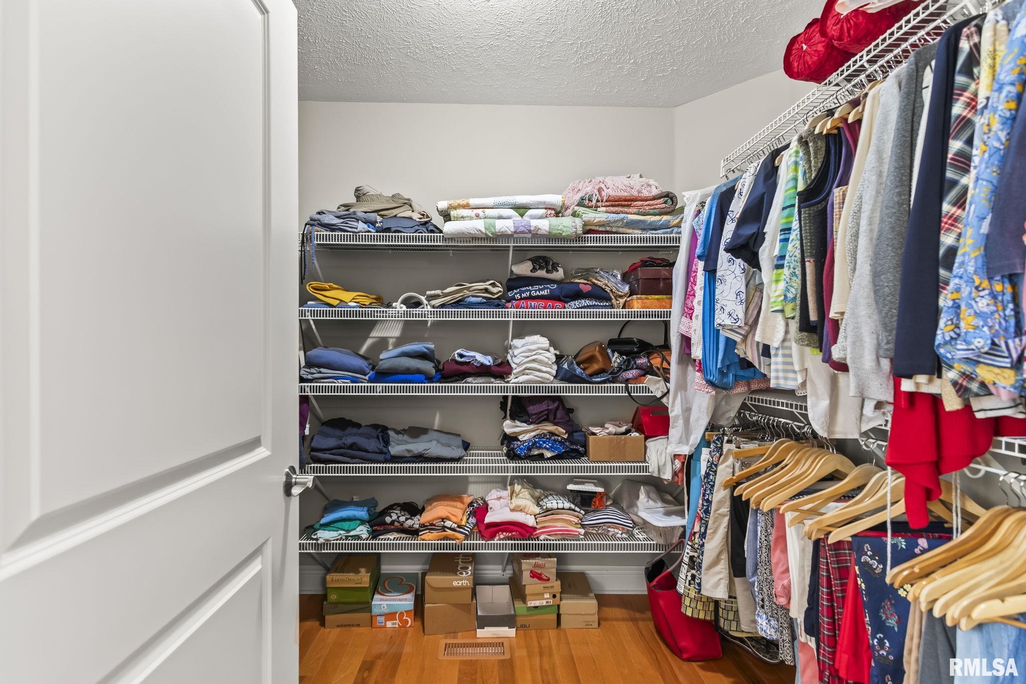 2403 Interlacken Road Springfield, IL 62704 - Photo 26 of 41