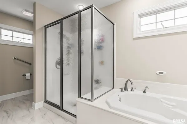 $375,000 | 2403 Interlacken Road, Springfield, IL 62704