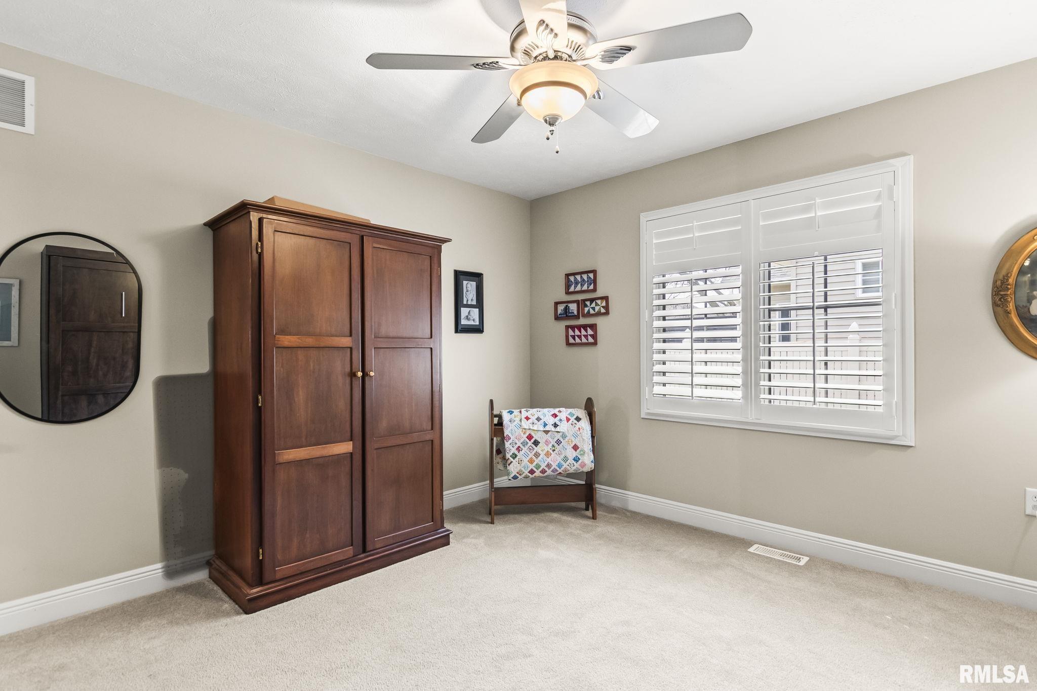 2403 Interlacken Road Springfield, IL 62704 - Photo 33 of 41