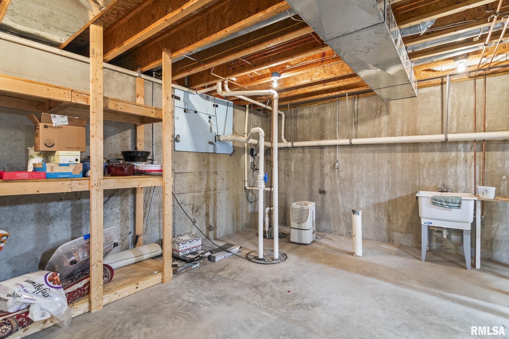 2403 Interlacken Road Springfield, IL 62704 - Photo 38 of 41