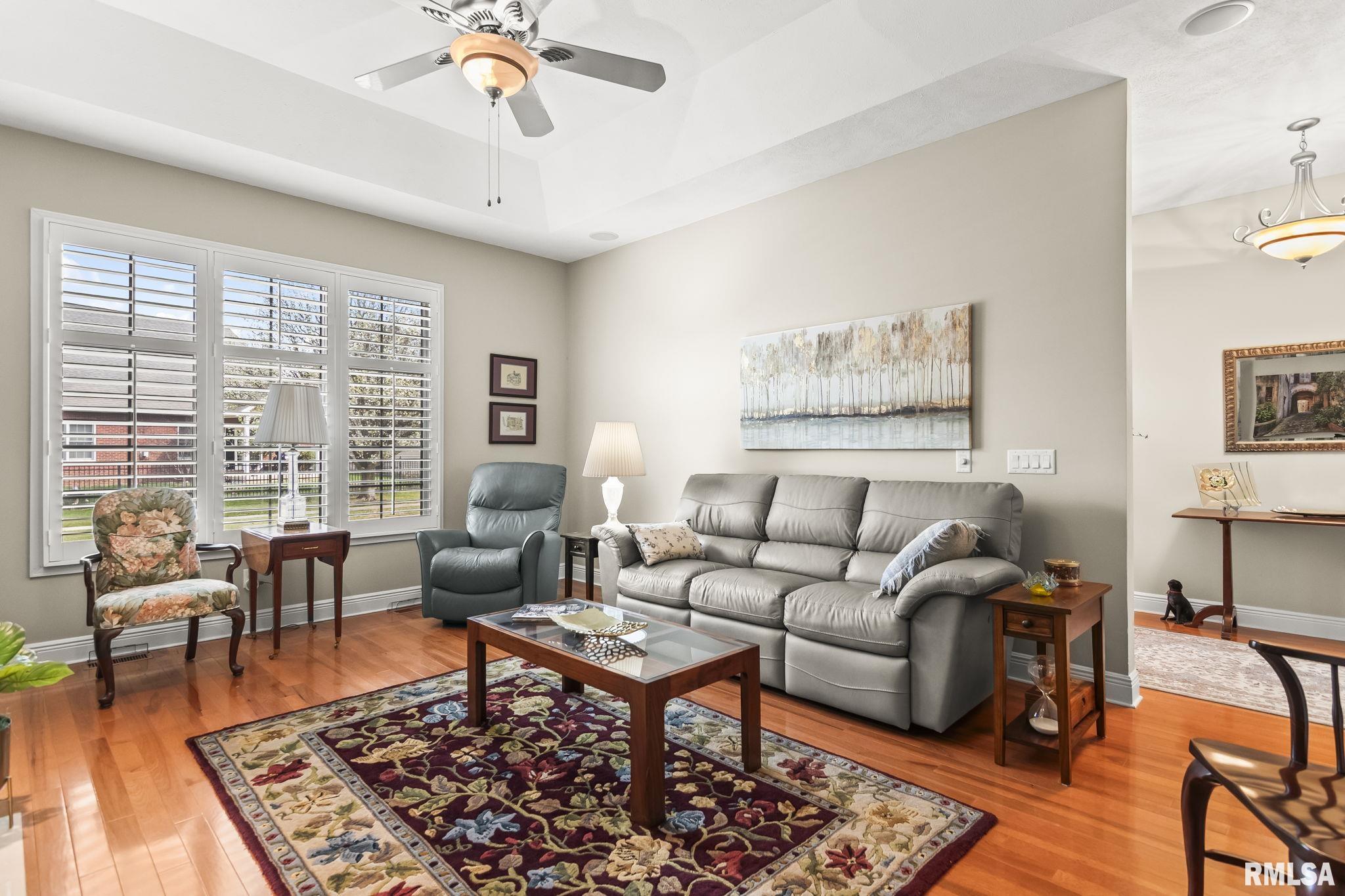 2403 Interlacken Road Springfield, IL 62704 - Photo 7 of 41