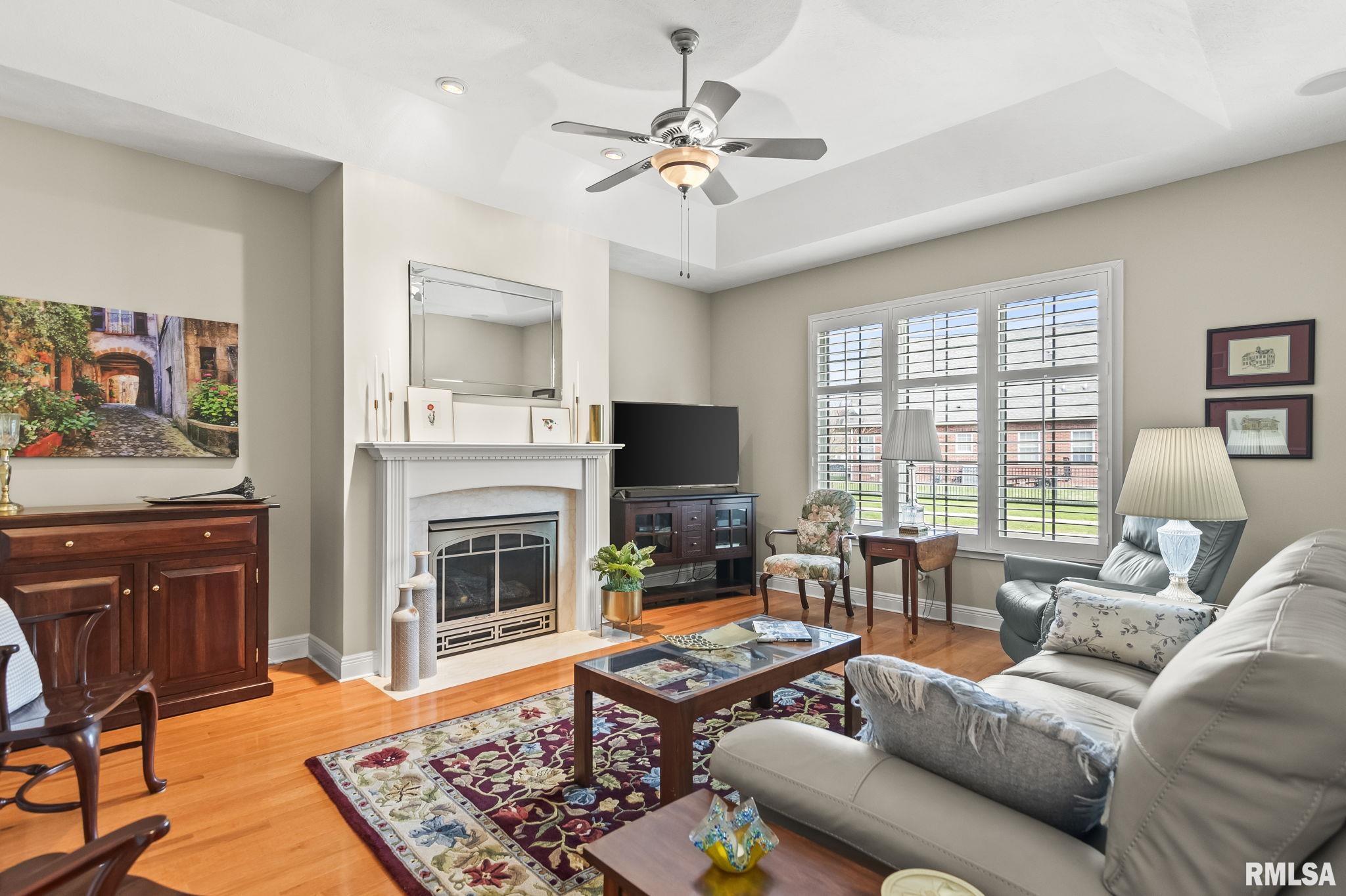 2403 Interlacken Road Springfield, IL 62704 - Photo 9 of 41