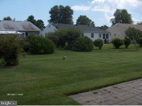 17 Coventry Road Toms River, NJ 08757 - Photo 3 of 10