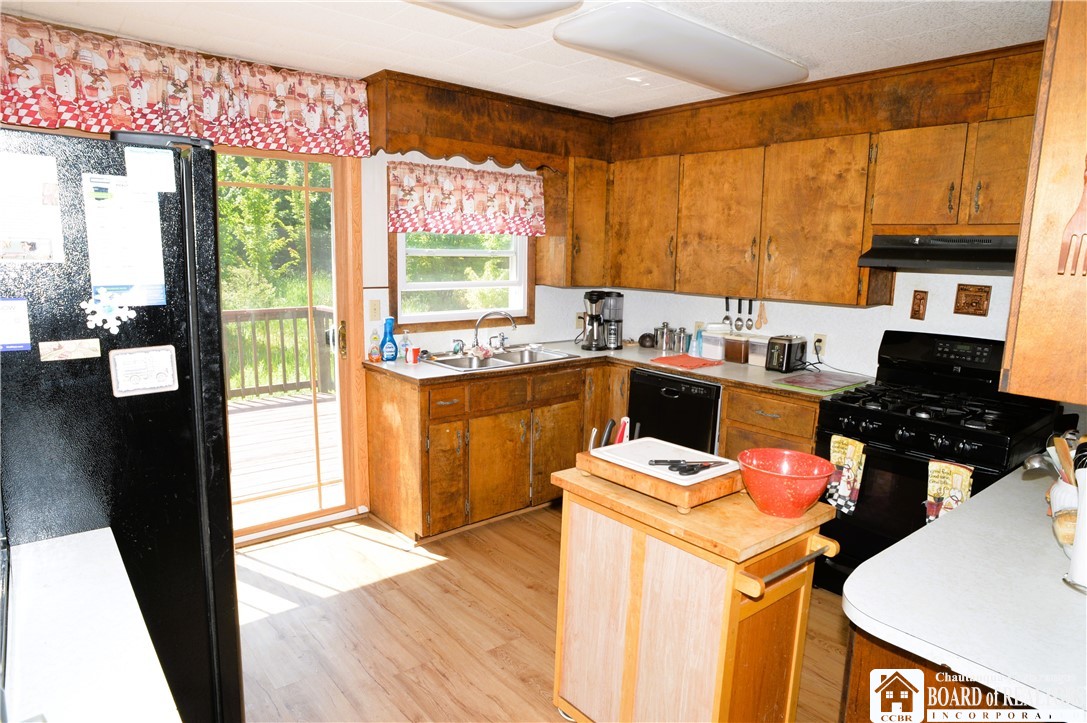 5353 Webster Road Pomfret, NY 14063 - Photo 7 of 34