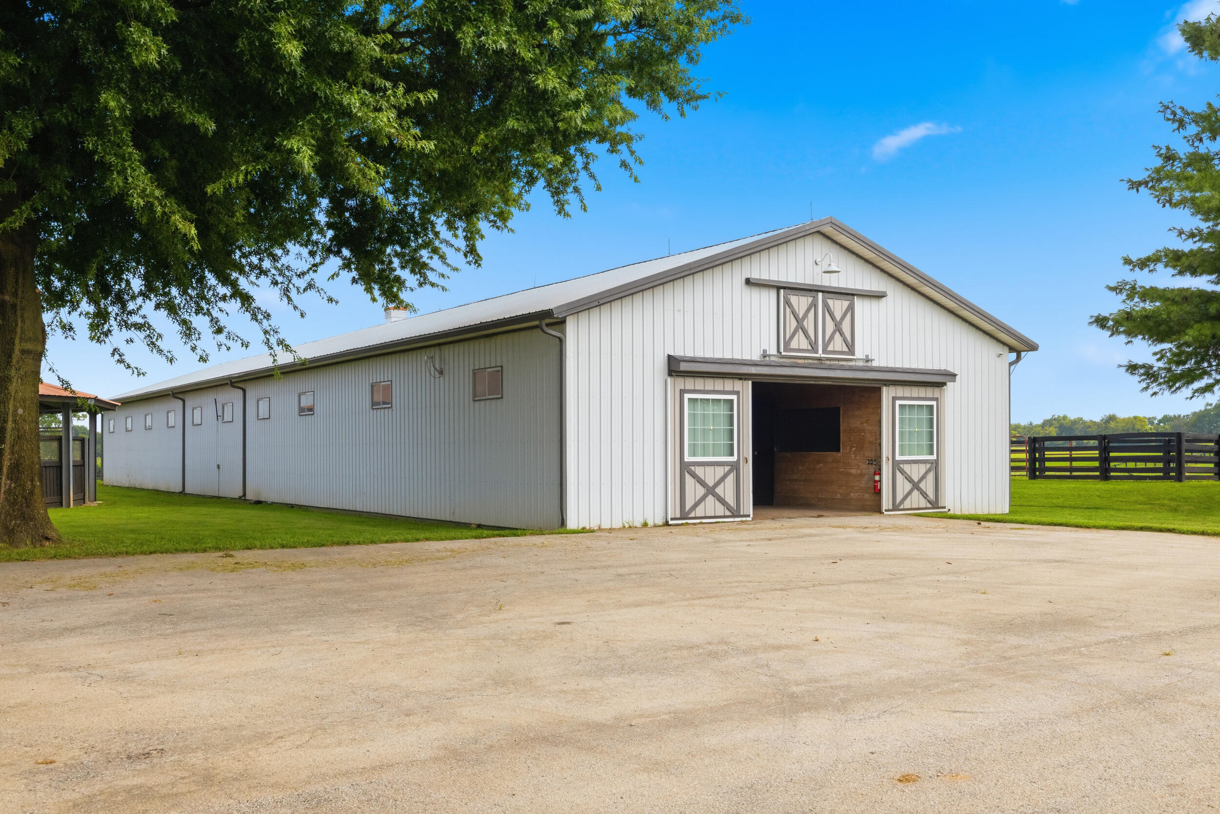 3945 West Leestown Road Midway, KY 40347 - Photo 83 of 120 Barn #2