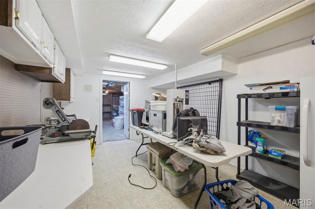 2210 Broadway Highland, IL 62249 - Photo 23 of 41