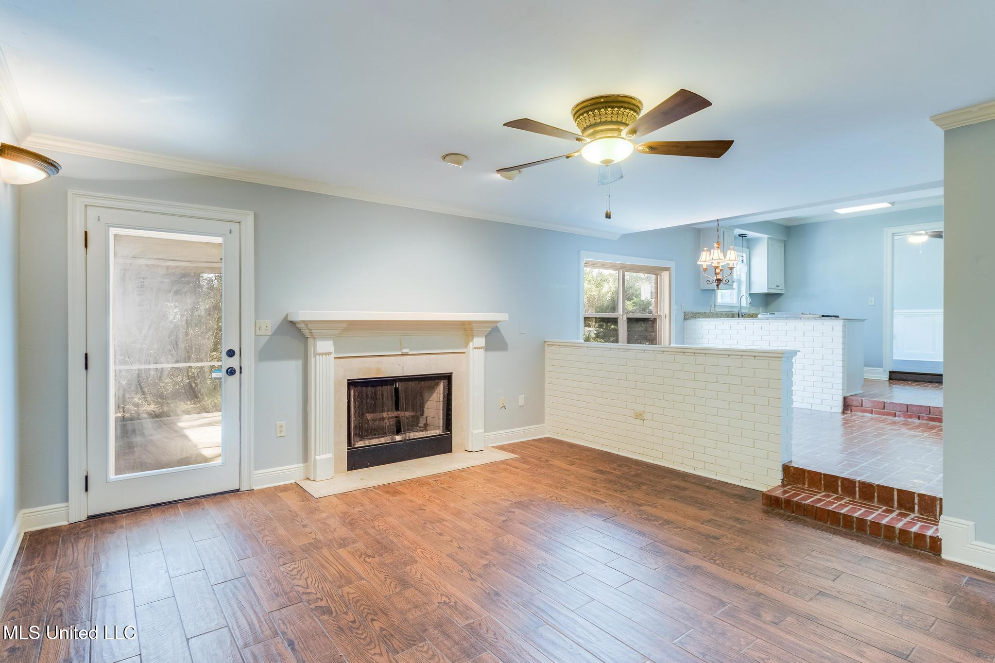 414 Christi Lane Biloxi, MS 39531 - Photo 14 of 33 IMG_5411