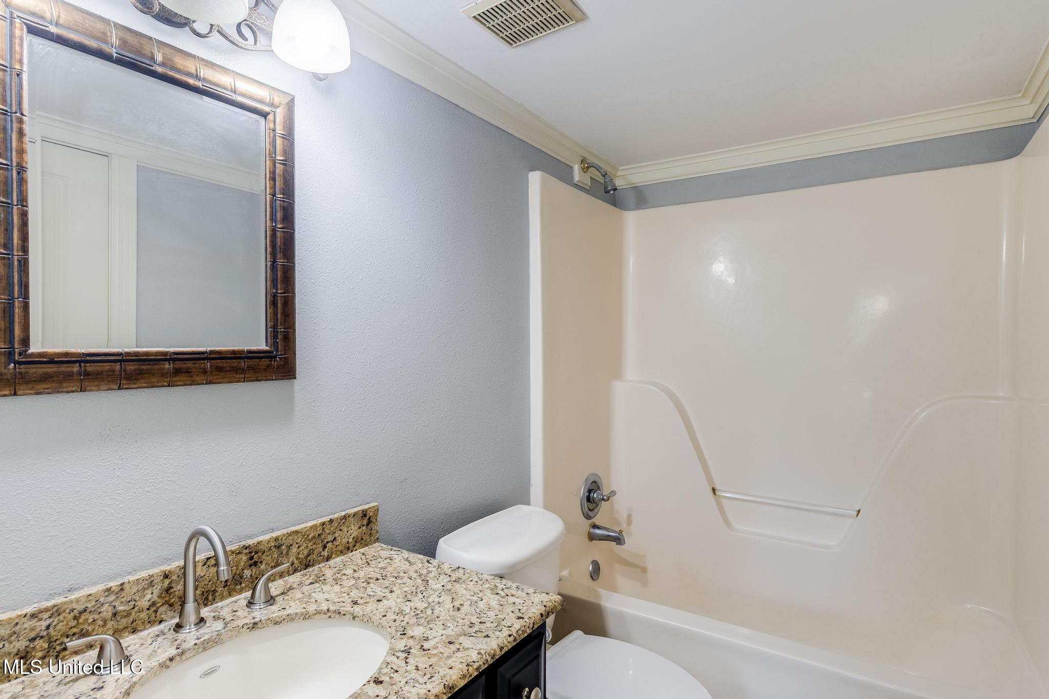 414 Christi Lane Biloxi, MS 39531 - Photo 22 of 39 IMG_5426