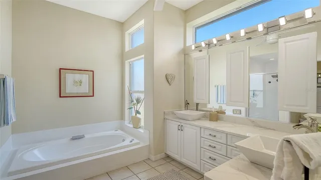 $6,500 | 5811 White Oak Bayou, Bradenton, FL 34203