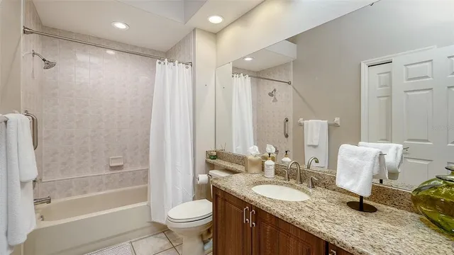 $6,500 | 5811 White Oak Bayou, Bradenton, FL 34203