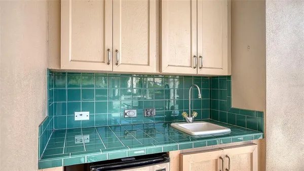 $6,500 | 5811 White Oak Bayou, Bradenton, FL 34203