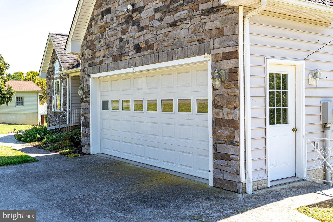 379 Riverside Drive Luray, VA 22835 - Photo 76 of 82 Gallery Image 76