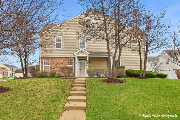 $265,000 | 1993 Yasgur Drive, Woodstock, IL 60098