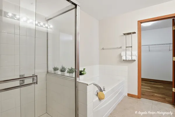 $265,000 | 1993 Yasgur Drive, Woodstock, IL 60098