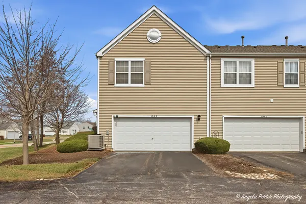 $265,000 | 1993 Yasgur Drive, Woodstock, IL 60098