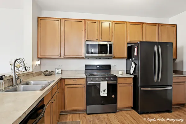 $265,000 | 1993 Yasgur Drive, Woodstock, IL 60098