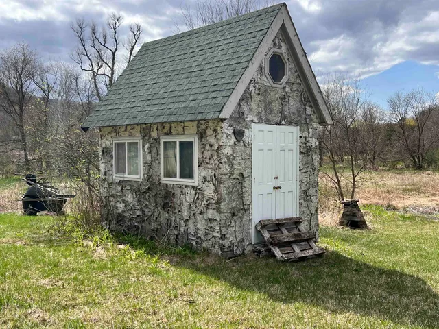 $997,000 | 102-acres Scenic View, Gays Mills, WI 54631