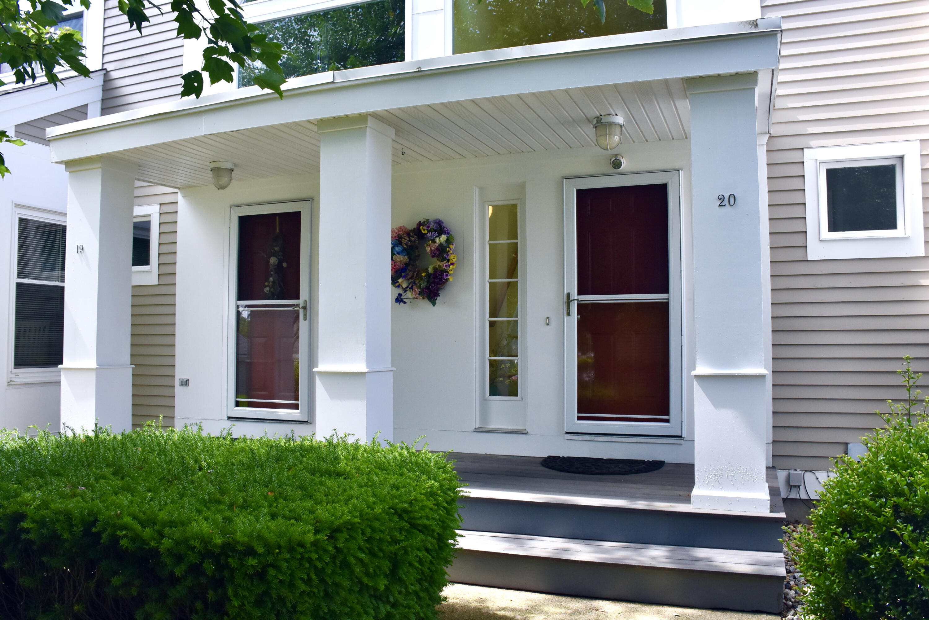 20 Bay Pointe Dr Extension Buzzards Bay, MA 02532 - Photo 2 of 30 52B65E87-26DF-49A1-AF35-07EAB006A298_1_2