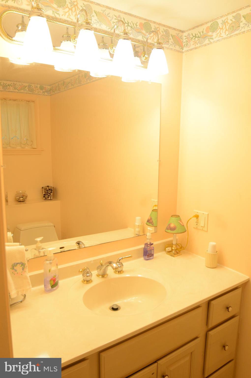 607 Mansfield Road Willow Grove, PA 19090 - Photo 14 of 19 Gallery Image 14