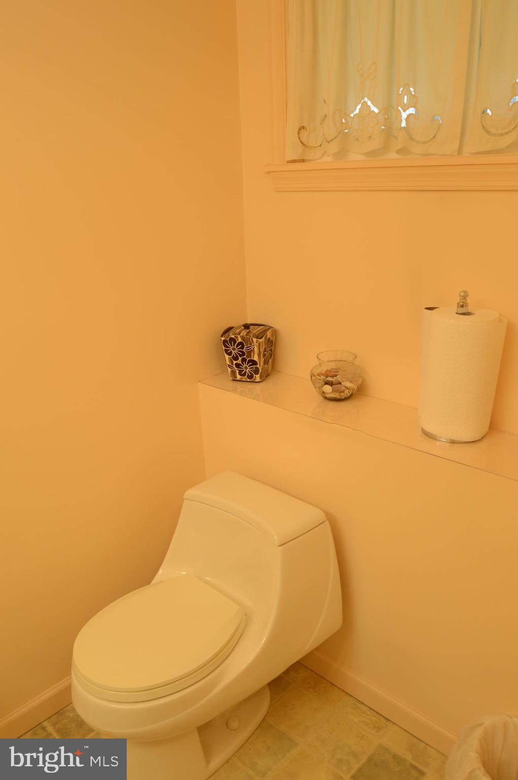 607 Mansfield Road Willow Grove, PA 19090 - Photo 15 of 19 Gallery Image 15