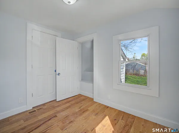 $289,900 | 306 Saunders Avenue, Bridgeport, CT 06606