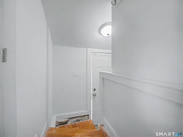 $289,900 | 306 Saunders Avenue, Bridgeport, CT 06606