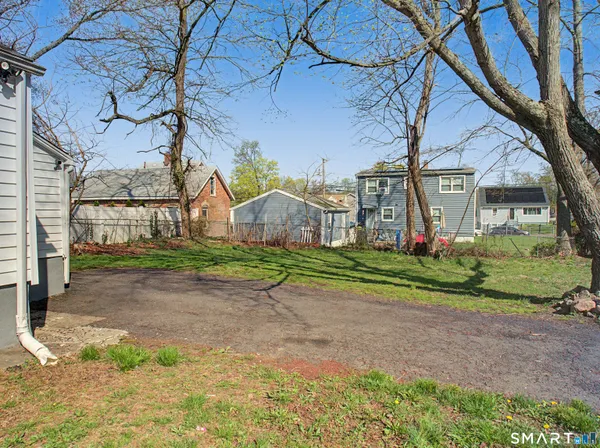 $289,900 | 306 Saunders Avenue, Bridgeport, CT 06606